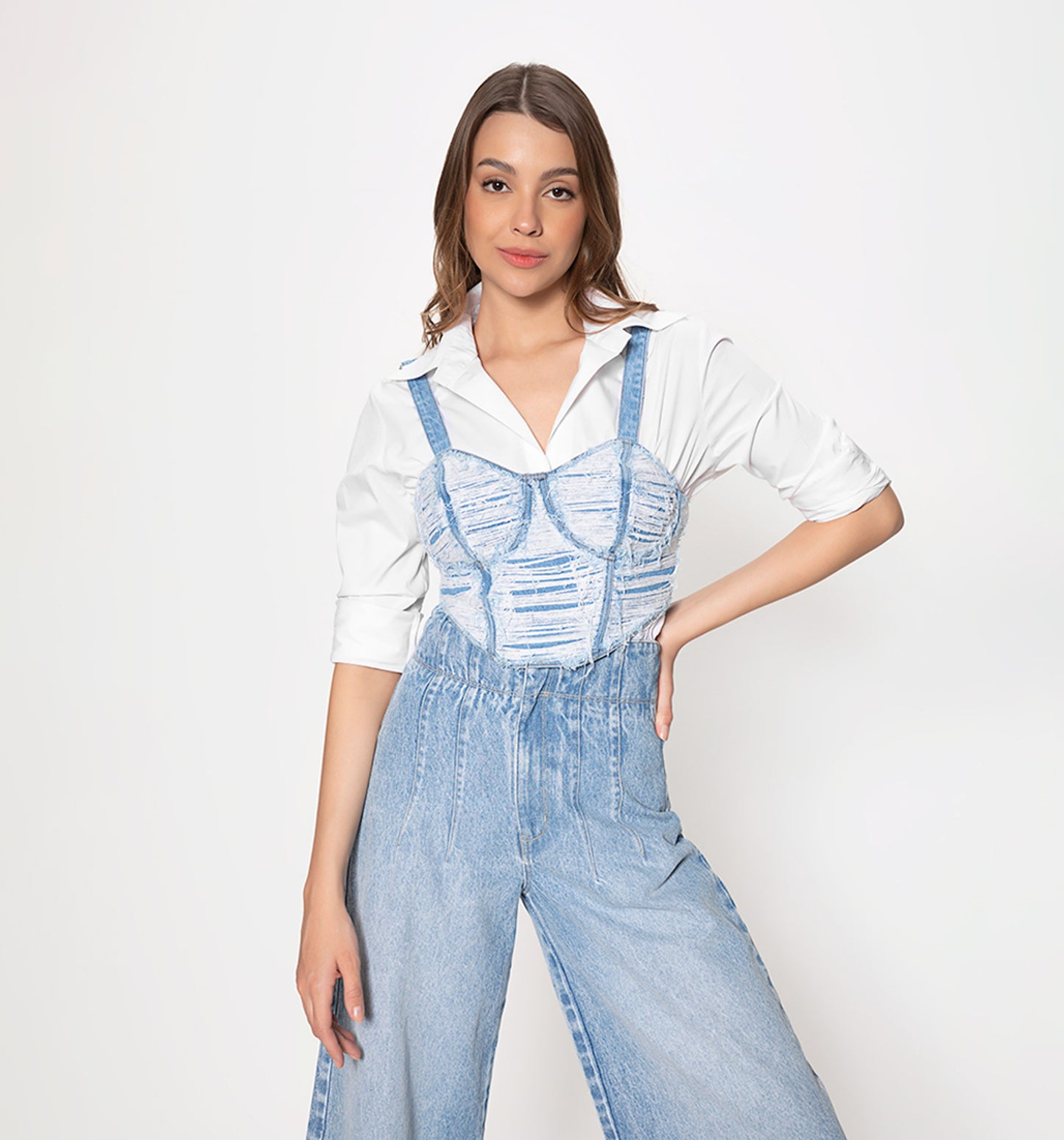 Crop top denim con copas