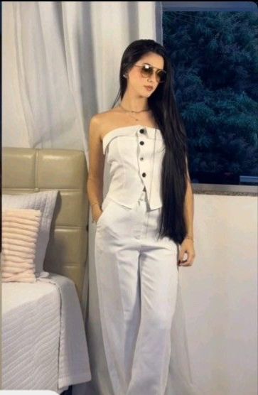 Conjunto pantalón y chaleco (Foto Referencial)