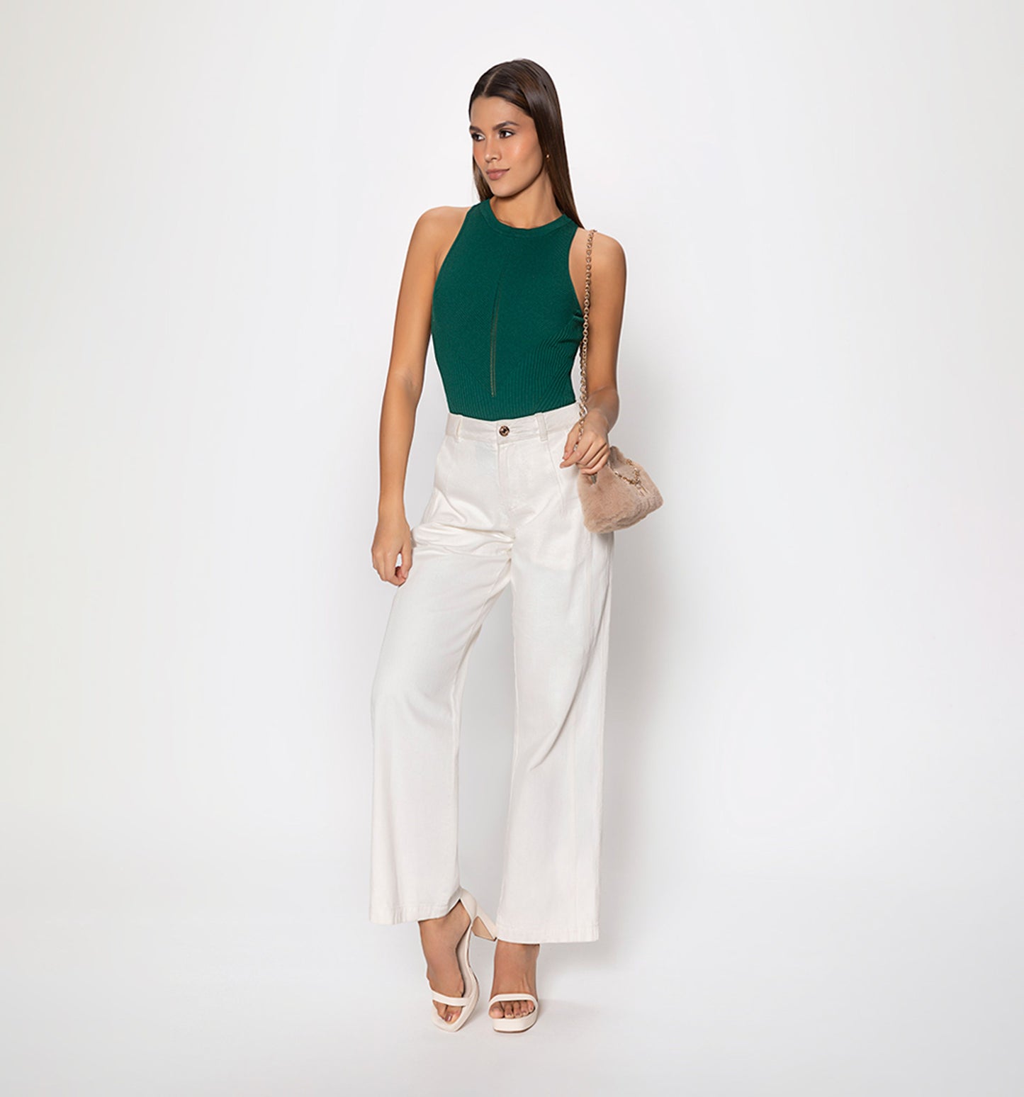 Blusa tejida con juego de canales